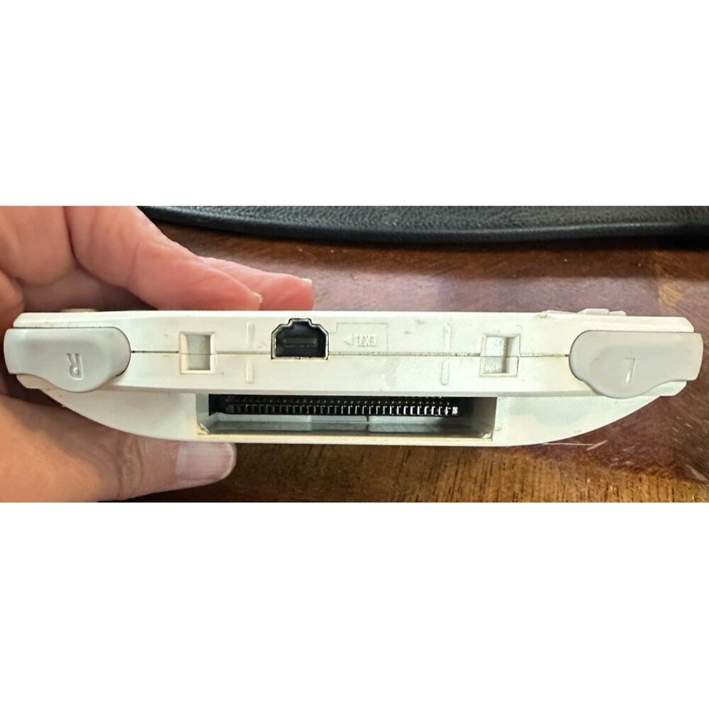 Game Boy Advance Silver Console Nintendo and One Yu-Gi-Oh Game Tested Works - Picture 7 of 11